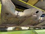 Claas Direct Disc 520 header with trailer 17