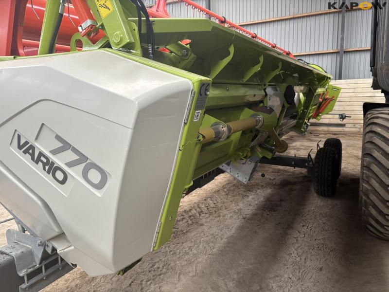 Claas Lexion 650 4WD 30 feet 111