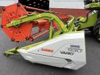 Claas lexion 760 combine harvester with 31 foot header 9