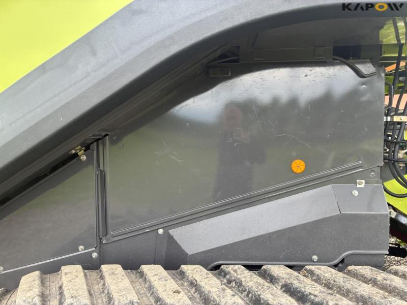 Claas lexion 780 TT combine harvester 43