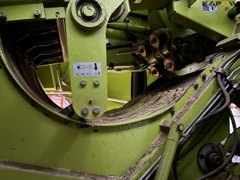 Claas Quadrant 2100 RotoCut baler 23