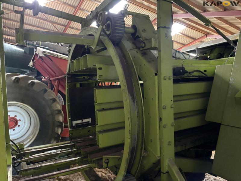 Claas Quadrant 2100 RotoCut baler 30
