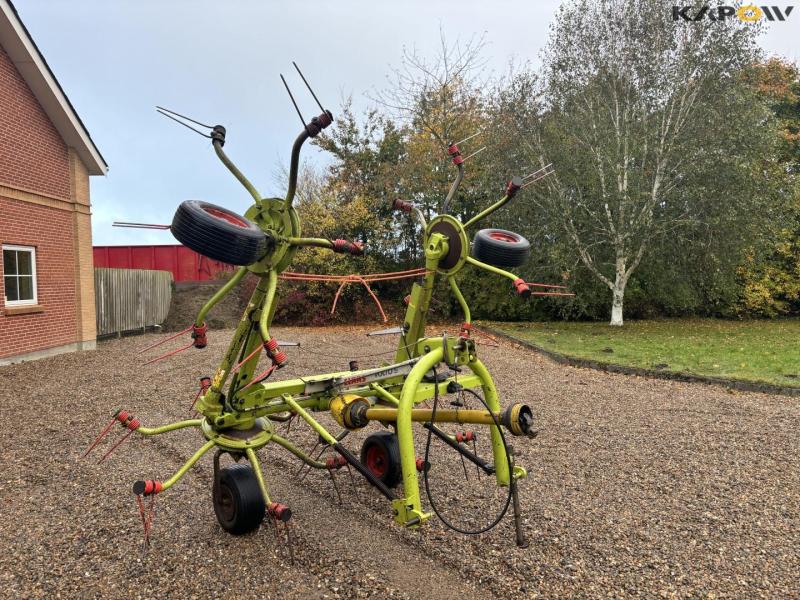 Claas volto 52 tedder 3