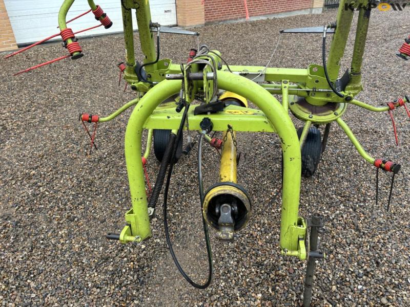 Claas volto 52 tedder 10