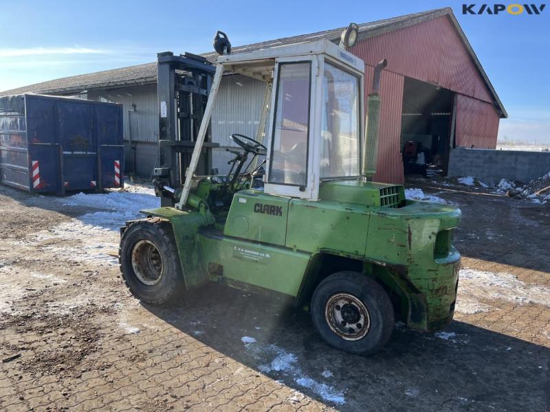 Clark 5 ton forklift 7