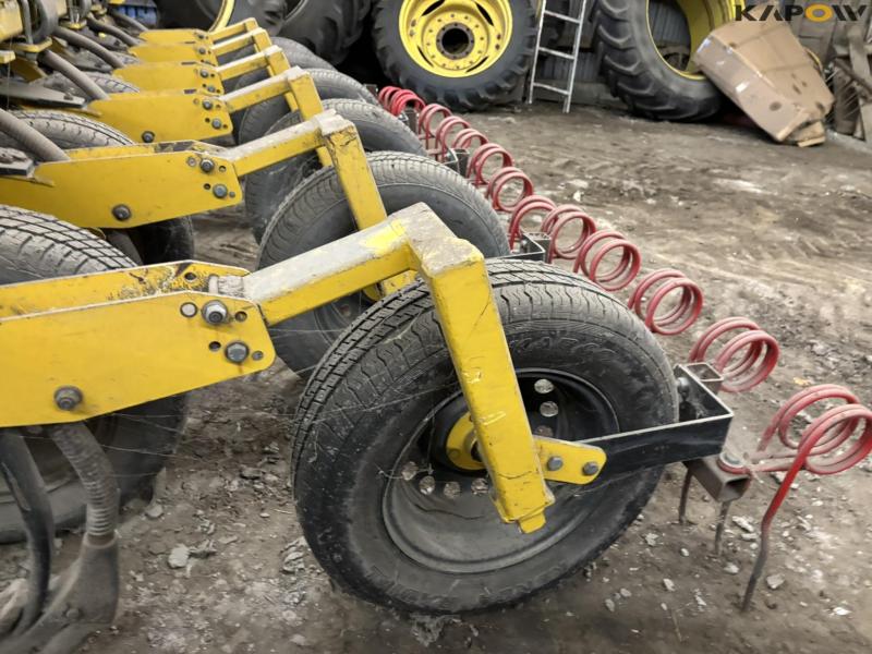 Claydon Hybrid Drill Sulky MP seed set 46