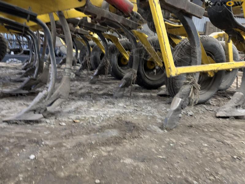 Claydon Hybrid Drill Sulky MP seed set 49