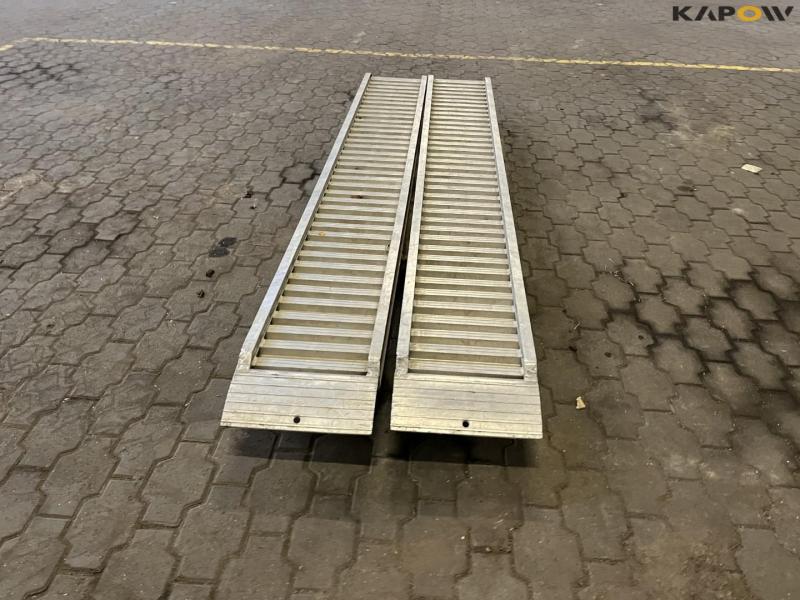 CLM aluminum chutes 2950kg 6