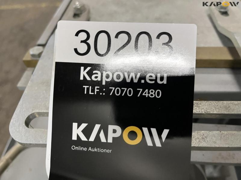 Comap oil filter cutter and filter press - NEW 18