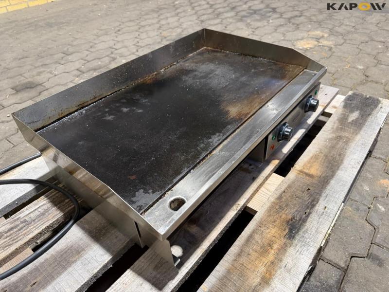 CombiSteel griddle and deep fryer 11