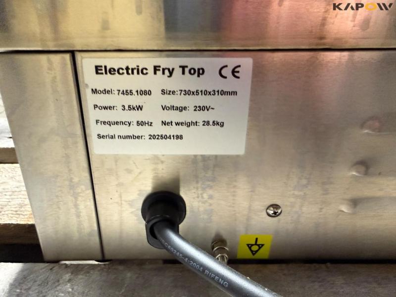CombiSteel griddle and deep fryer 14