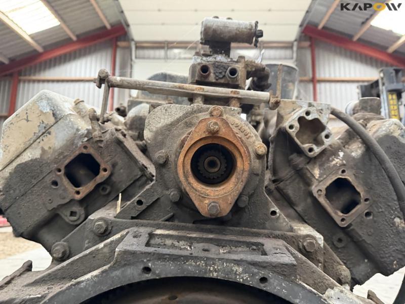 Cummins 903 engine 20