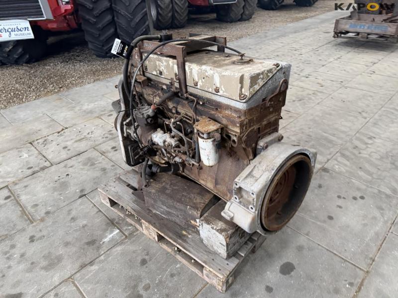 Cummins C10 engine 7