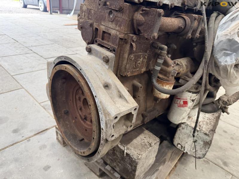 Cummins C10 engine 18