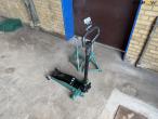 Compac 2T-C G4 jack and stands 6