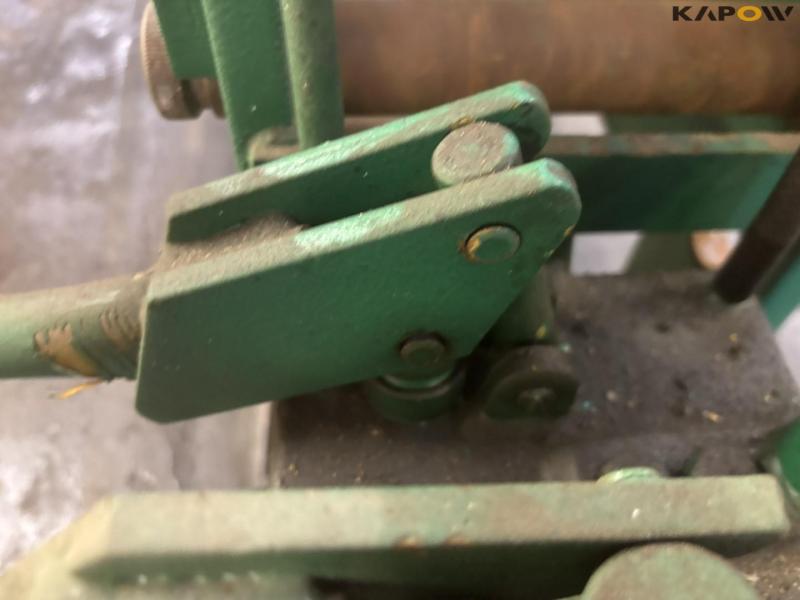 Compac HP60 baler 27