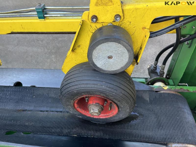 Compactree T-1500S with NETOP netting machine 35