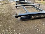 Container flatbed for hook and wire 14