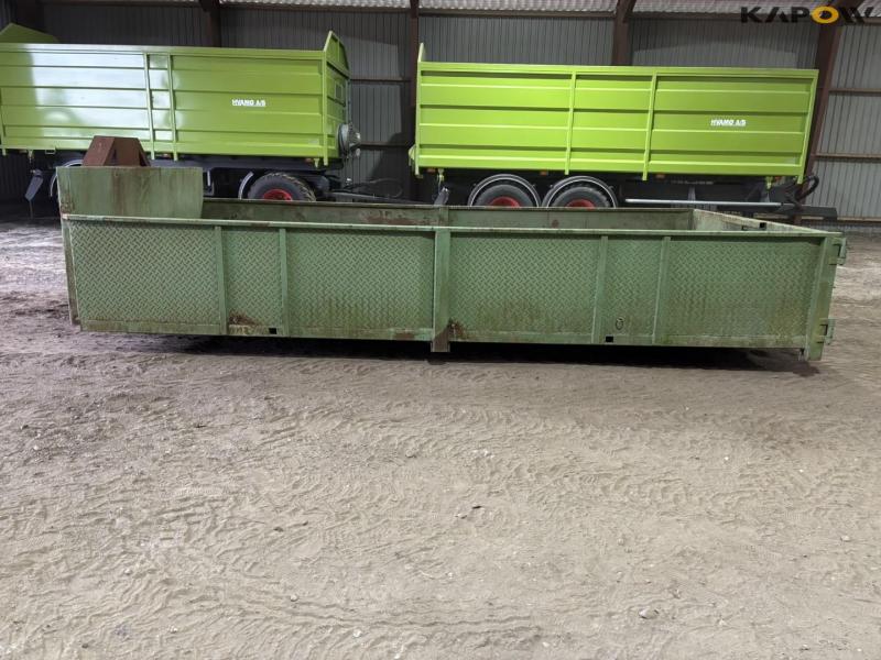 Container for hook and wire 8