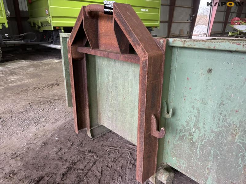 Container for hook and wire 9