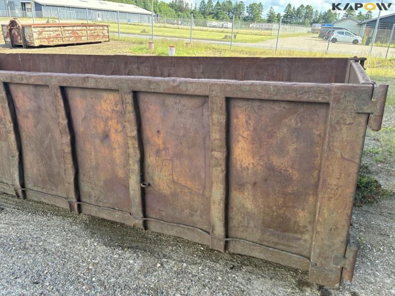 Container for hook and wire 21