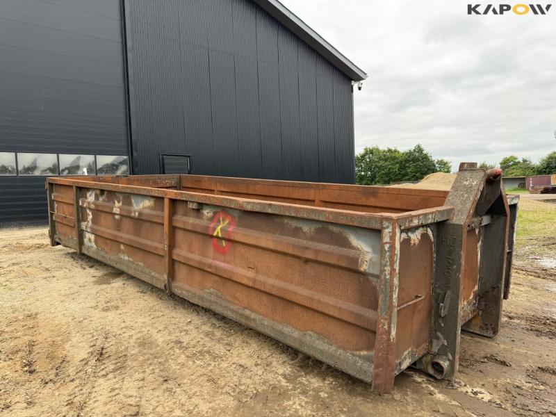 Container 3