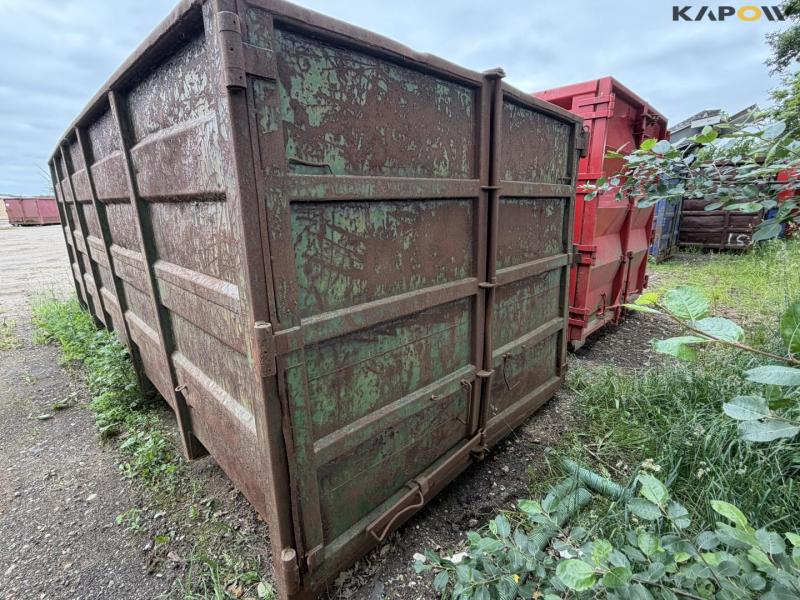 Container 7