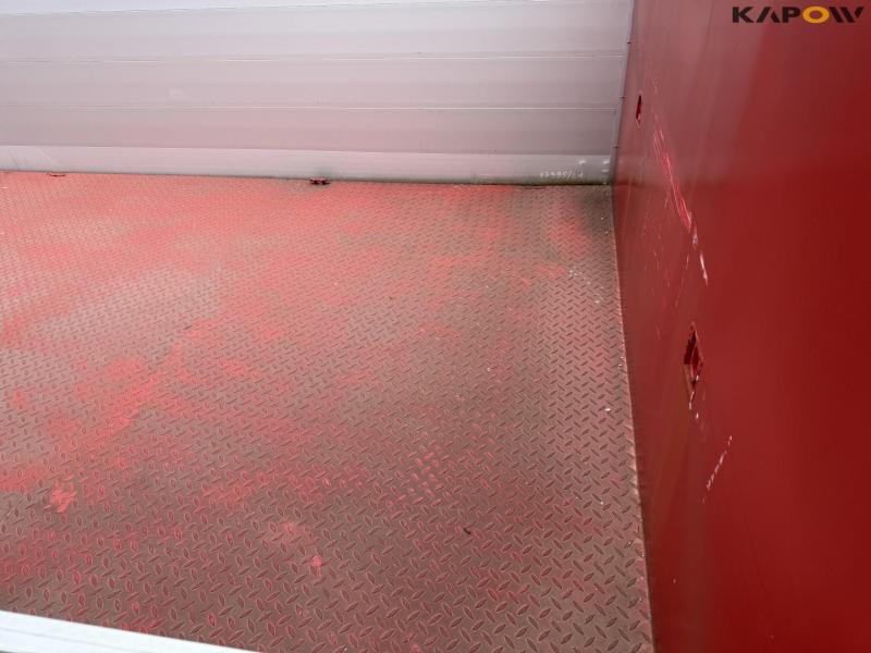 Container 11