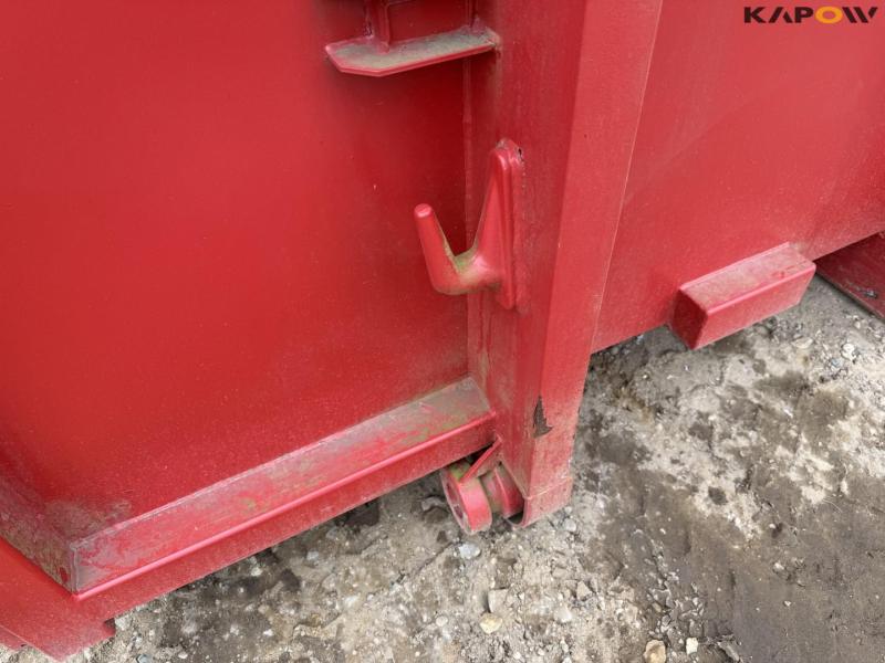 Container 27
