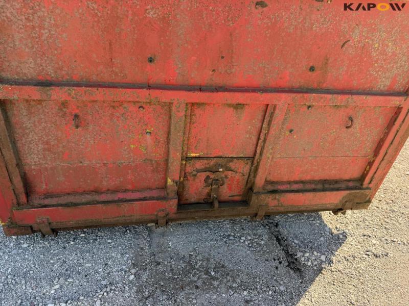 Container 21