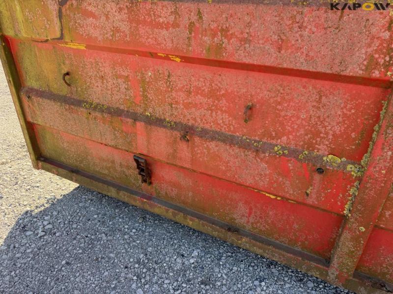 Container 24