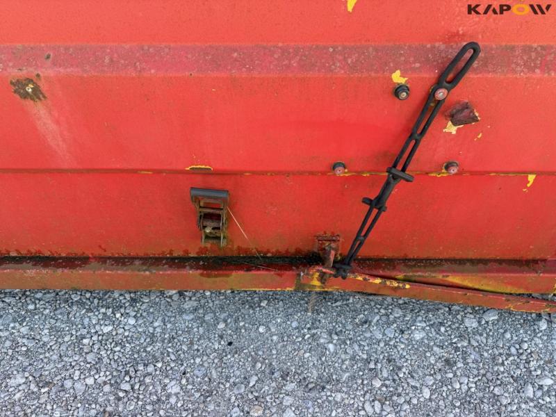 Container 20