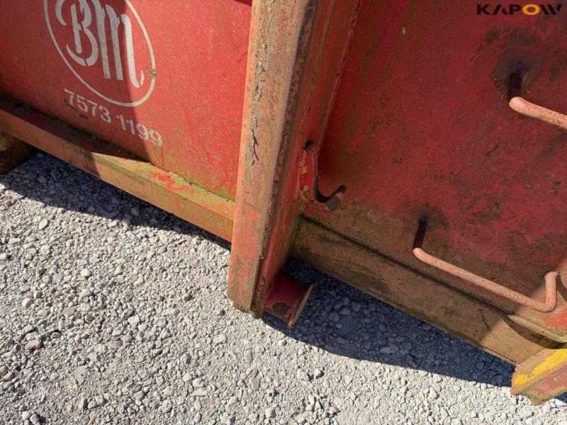 Container 12