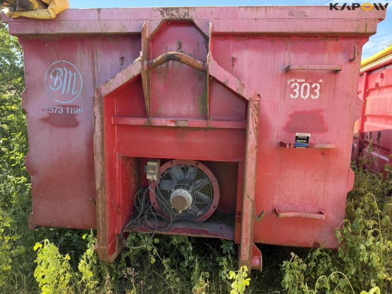 Container 10