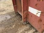 Container 9
