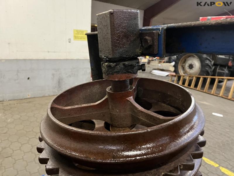 Dalbo lift-mounted drum 9