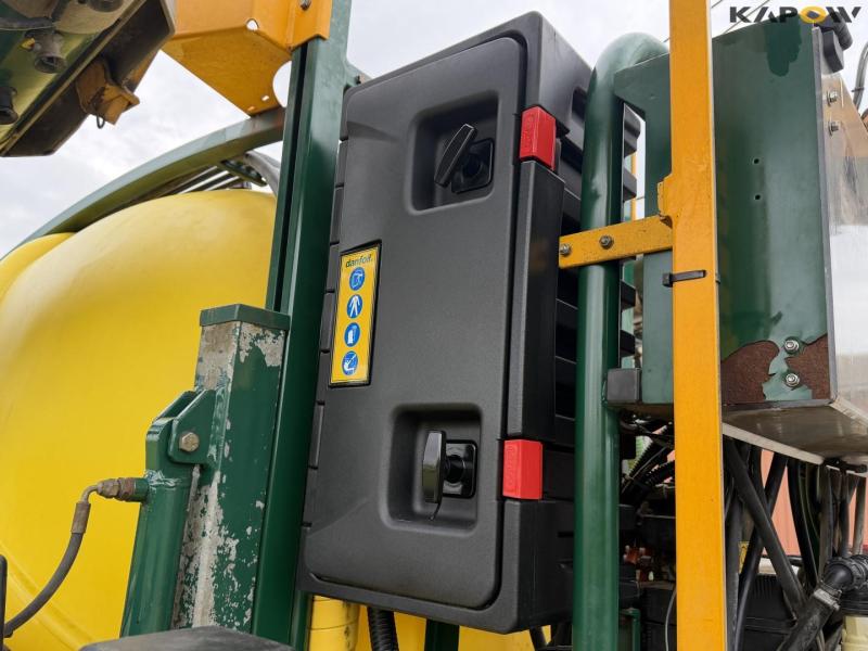 Danfoil 36/ECC field sprayer 31