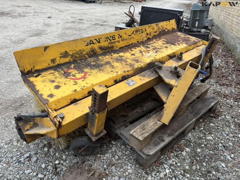 Danline HF15A broom 7