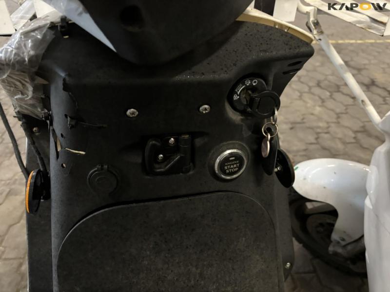 DAO 365 Electric moped 10