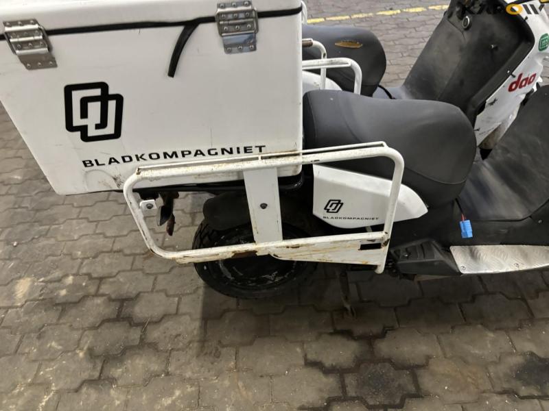 DAO 365 Electric moped 23