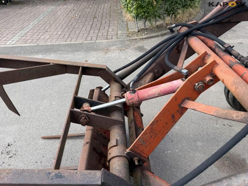 David Brown 996 tractor with front loader 13