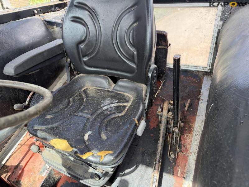 David Brown 996 tractor with front loader 38