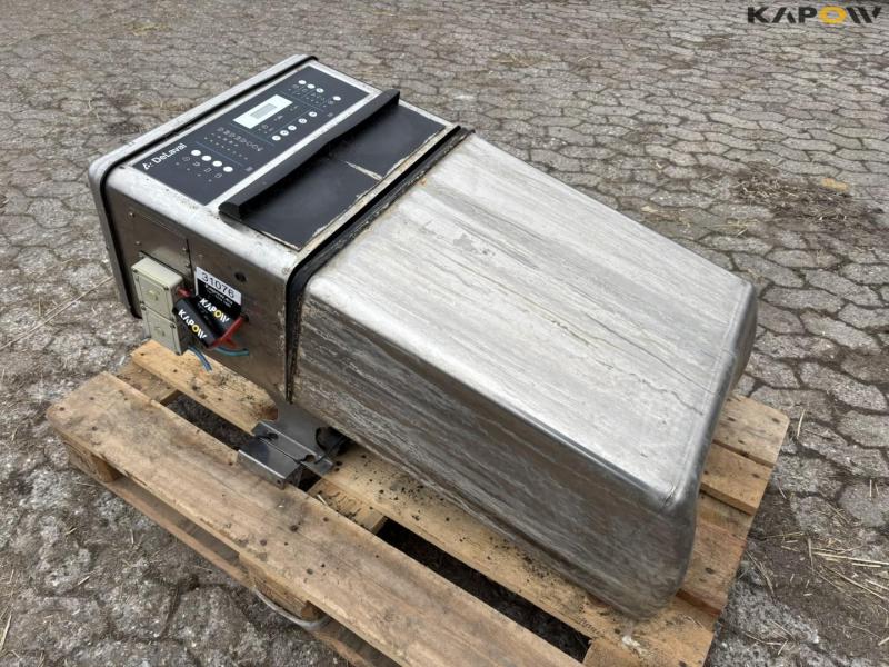 Delaval C200 standard 80L washing robot 3