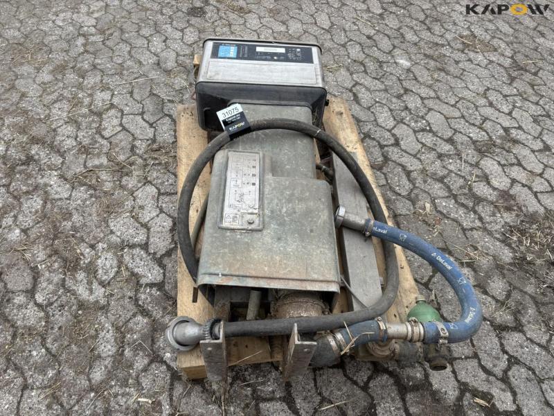 Delaval hygenius T200 washing robot 2