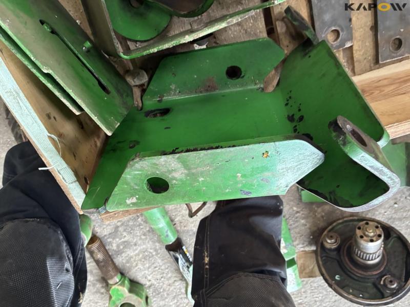 Parts for John Deere tractor 28