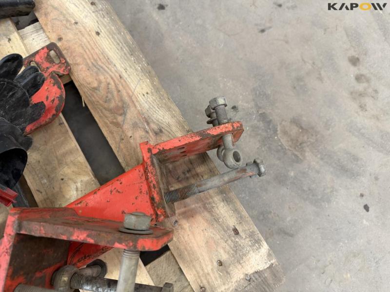 Rivets and holders for roller cutters 17