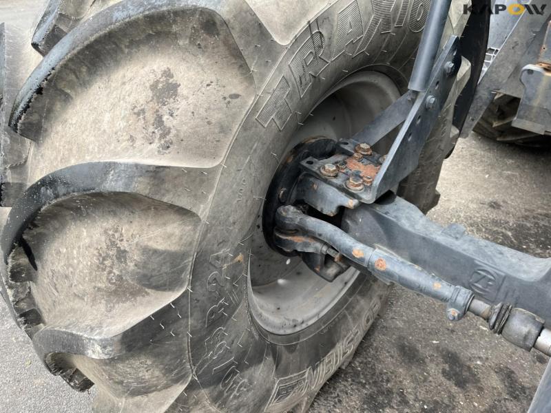 Deutz Fahr Agrotron tractor 16