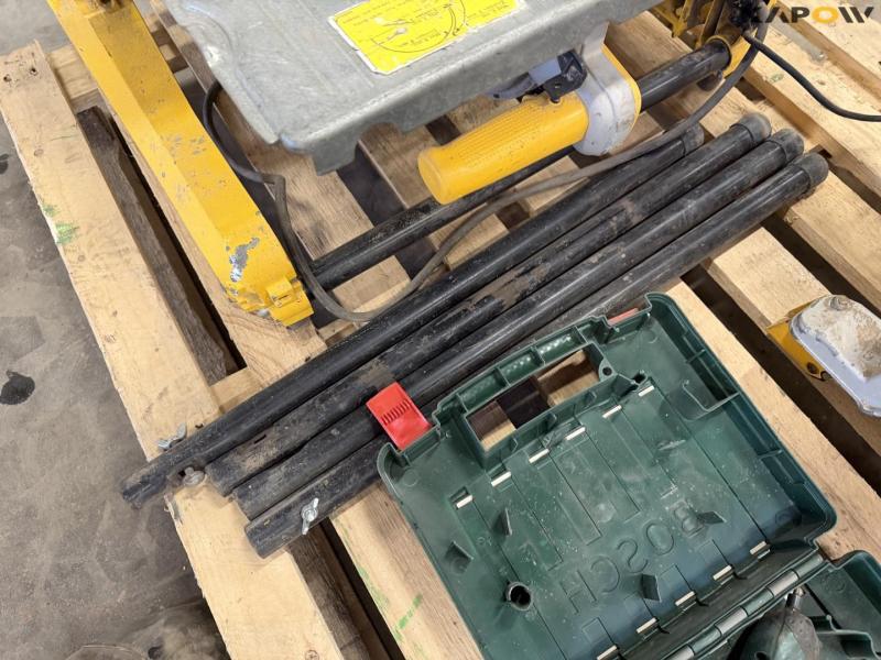 Dewalt table saw and miter saw 22