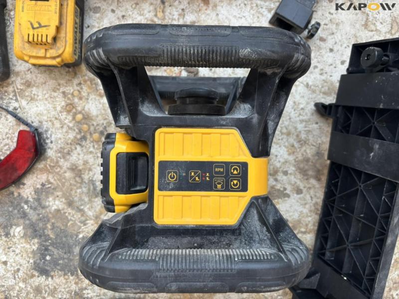 Dewalt DCE074R rotary laser with equipment 8