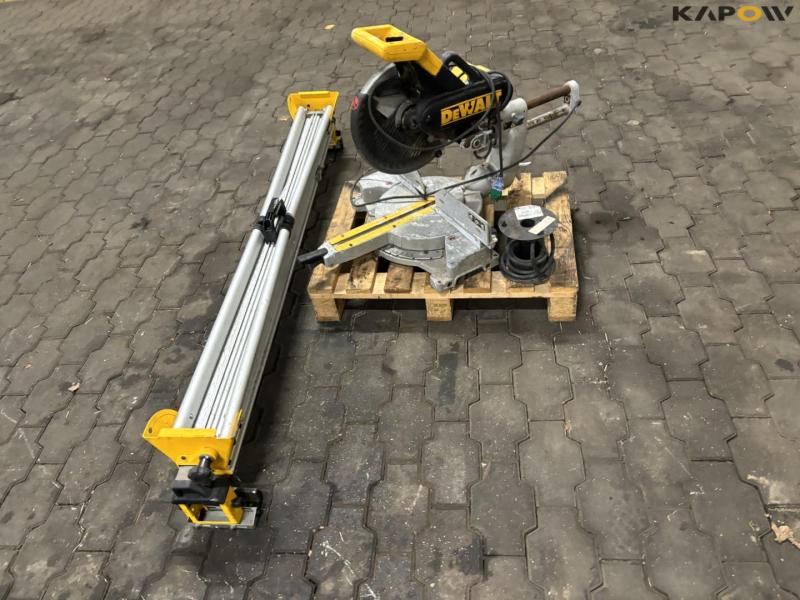 Dewalt DW708 Miter Saw 8
